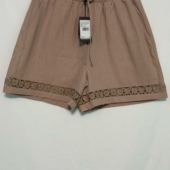Adrianna Papell Women's Tan Shorts with Lace Trim - Picture 2 of 7